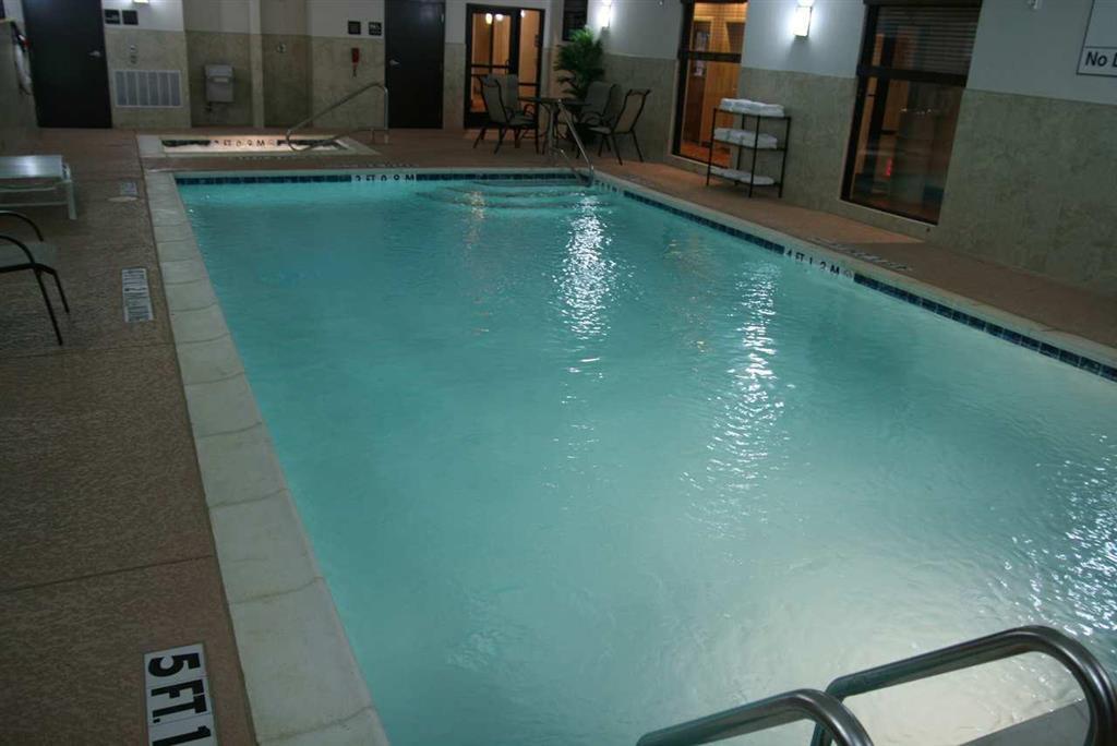 Hampton Inn & Suites Fort Worth/Forest Hill Съоръжения снимка