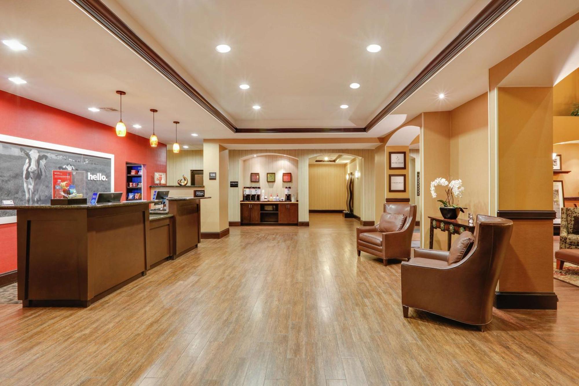 Hampton Inn & Suites Fort Worth/Forest Hill Екстериор снимка