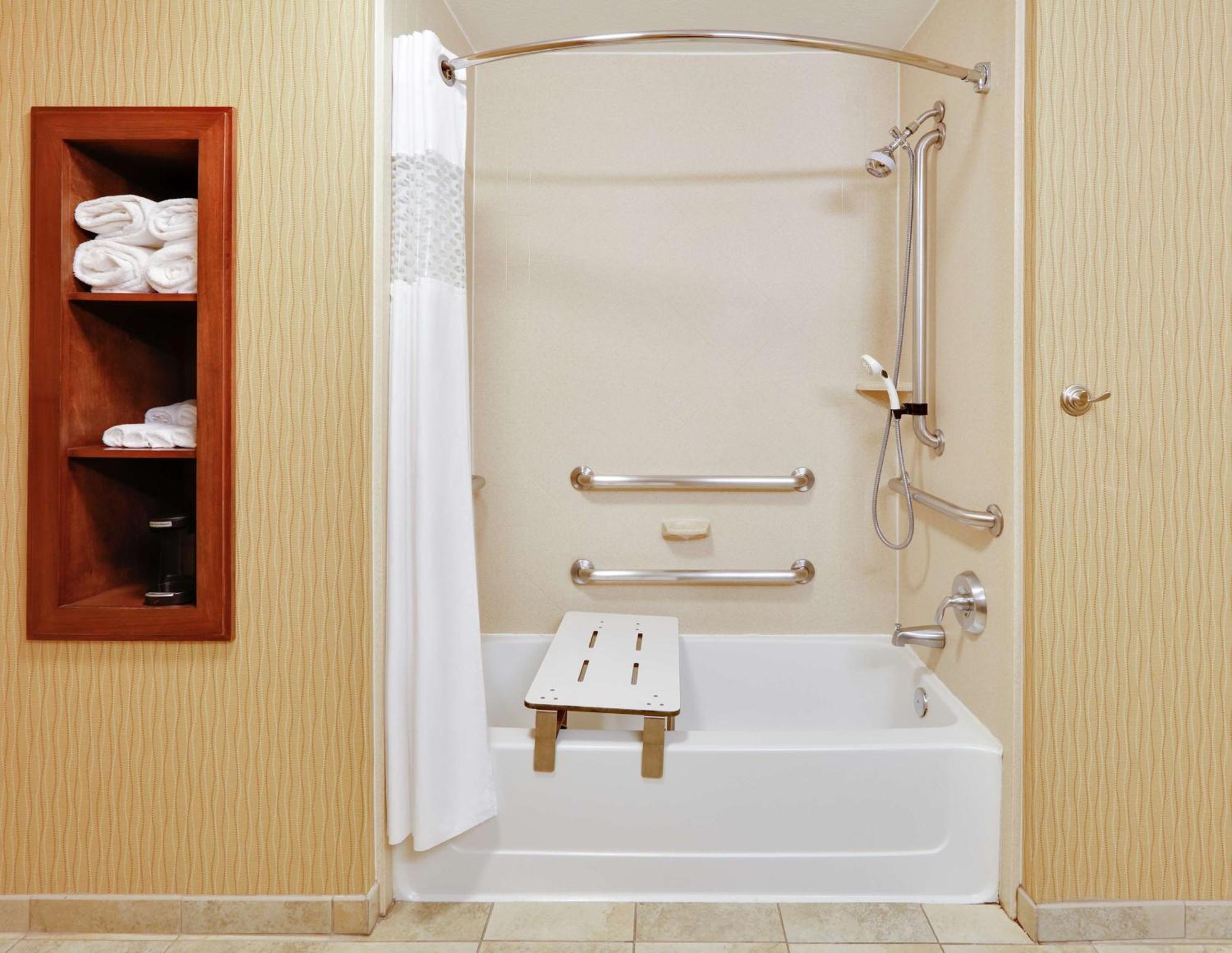 Hampton Inn & Suites Fort Worth/Forest Hill Екстериор снимка