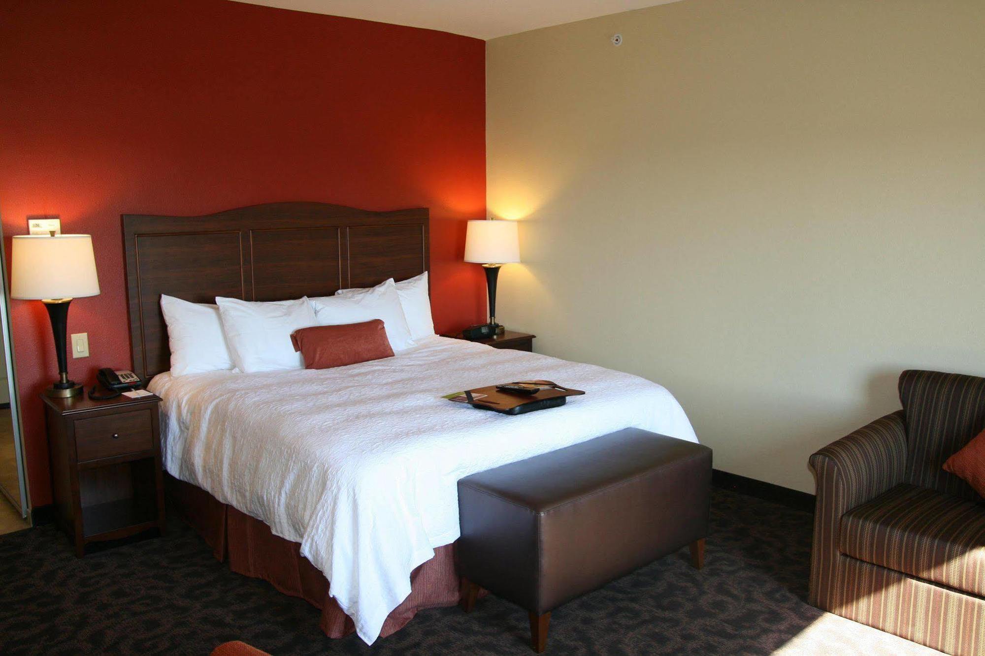 Hampton Inn & Suites Fort Worth/Forest Hill Стая снимка