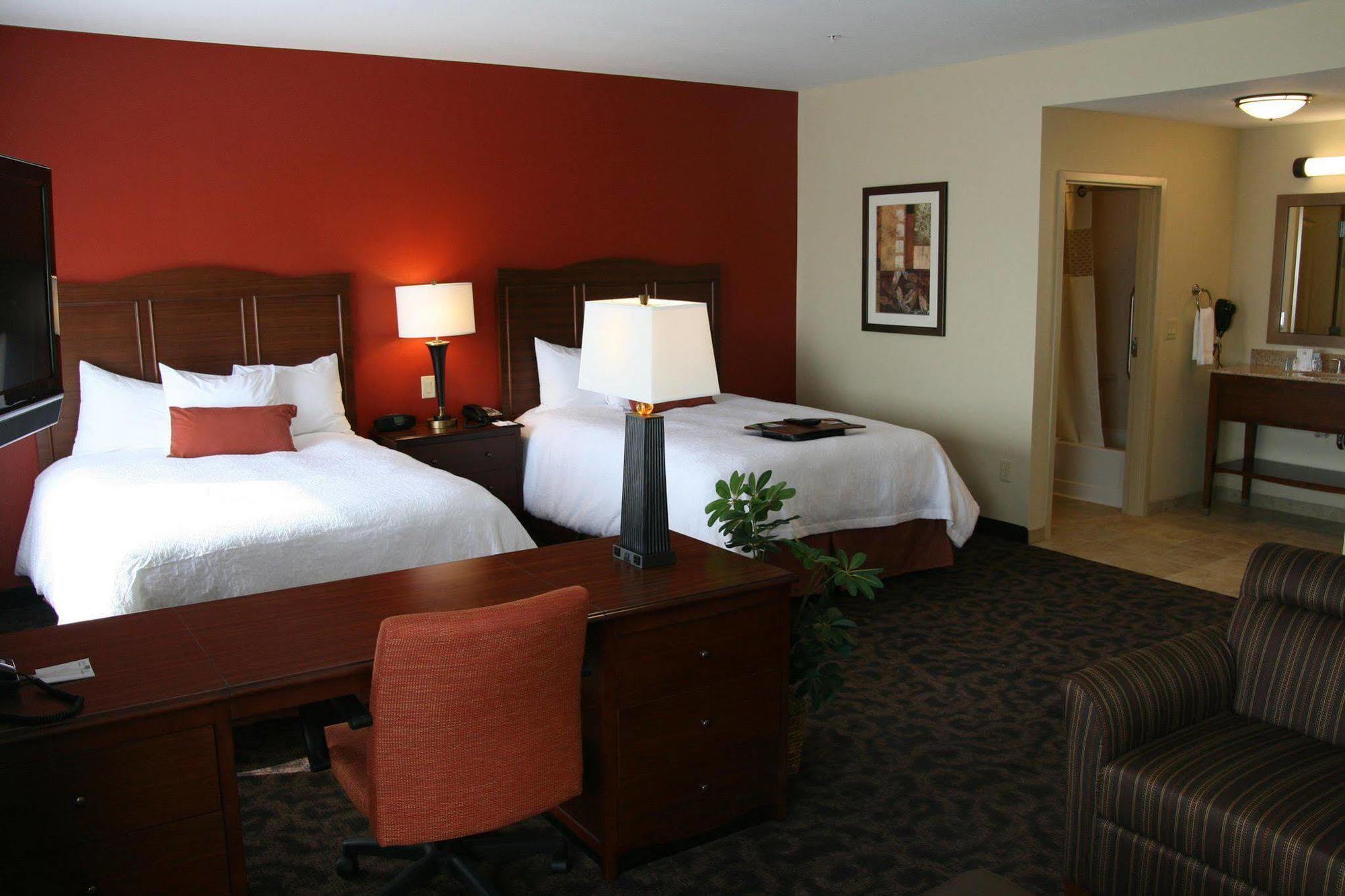 Hampton Inn & Suites Fort Worth/Forest Hill Стая снимка